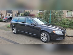 Volvo V70 - 3.2 Momentum