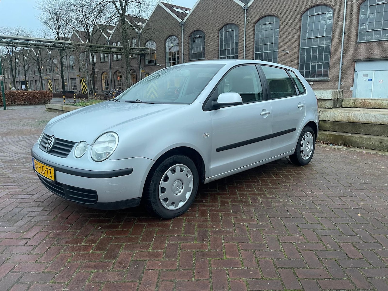 Volkswagen Polo - 1.2-12V Comfortline 1.2-12V Comfortline - AutoWereld.nl