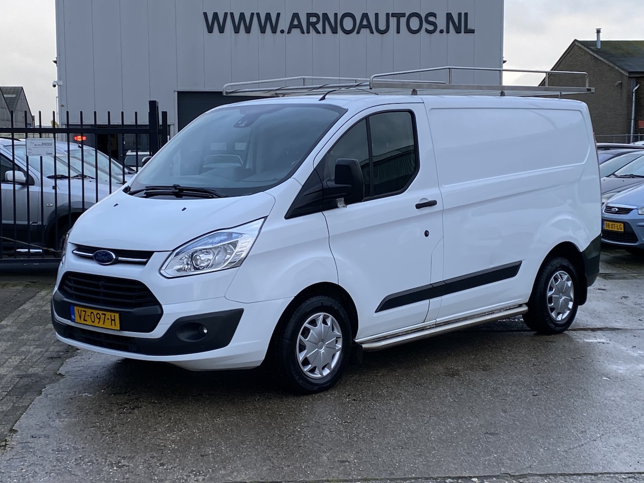 Ford Transit Custom - 270 2.2 TDCI L1H1 Trend 270 2.2 TDCI L1H1 Trend, 6-BAK, 3-PERSOONS, EURO 5, AIRCO, CRUISE CONTROL, PARKEERSENSOREN - AutoWereld.nl