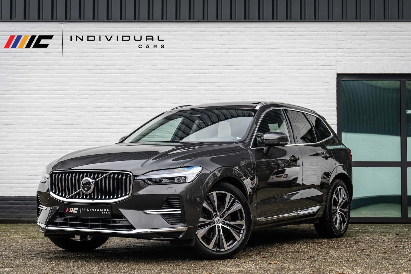 Volvo XC60 - 2.0 T6 AWD Inscription Alle Bestelbare Opties !! - AutoWereld.nl