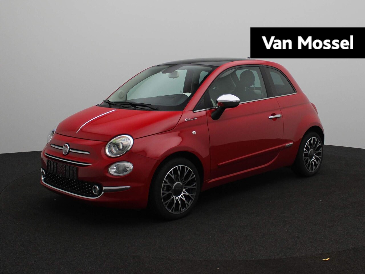 Fiat 500 - 1.0 Hybrid Dolcevita | Panoramadak | Apple CarPlay | Climate Control | Parkeersensoren | 1 - AutoWereld.nl