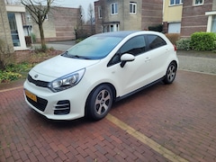 Kia Rio - 1.2 CVVT ComfortLine Cruise-Airco-leer/Alcantara Lichtmetalen velgen