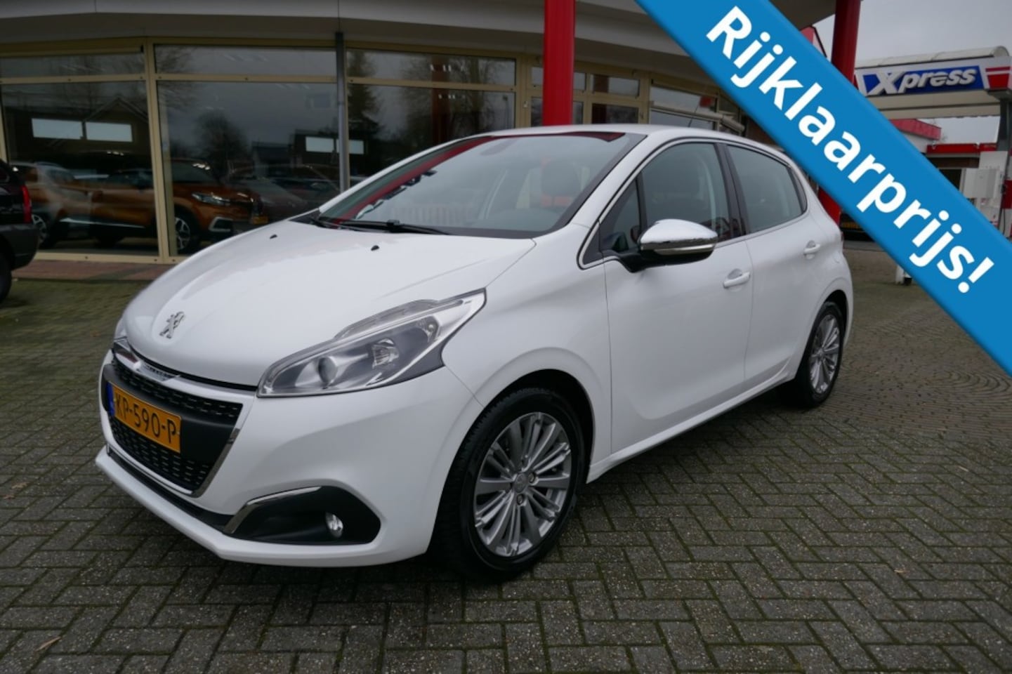 Peugeot 208 - 1.2 PURETECH ALLURE  CLIMA/APPLE CARPLAY-ANDROID AUTO - AutoWereld.nl