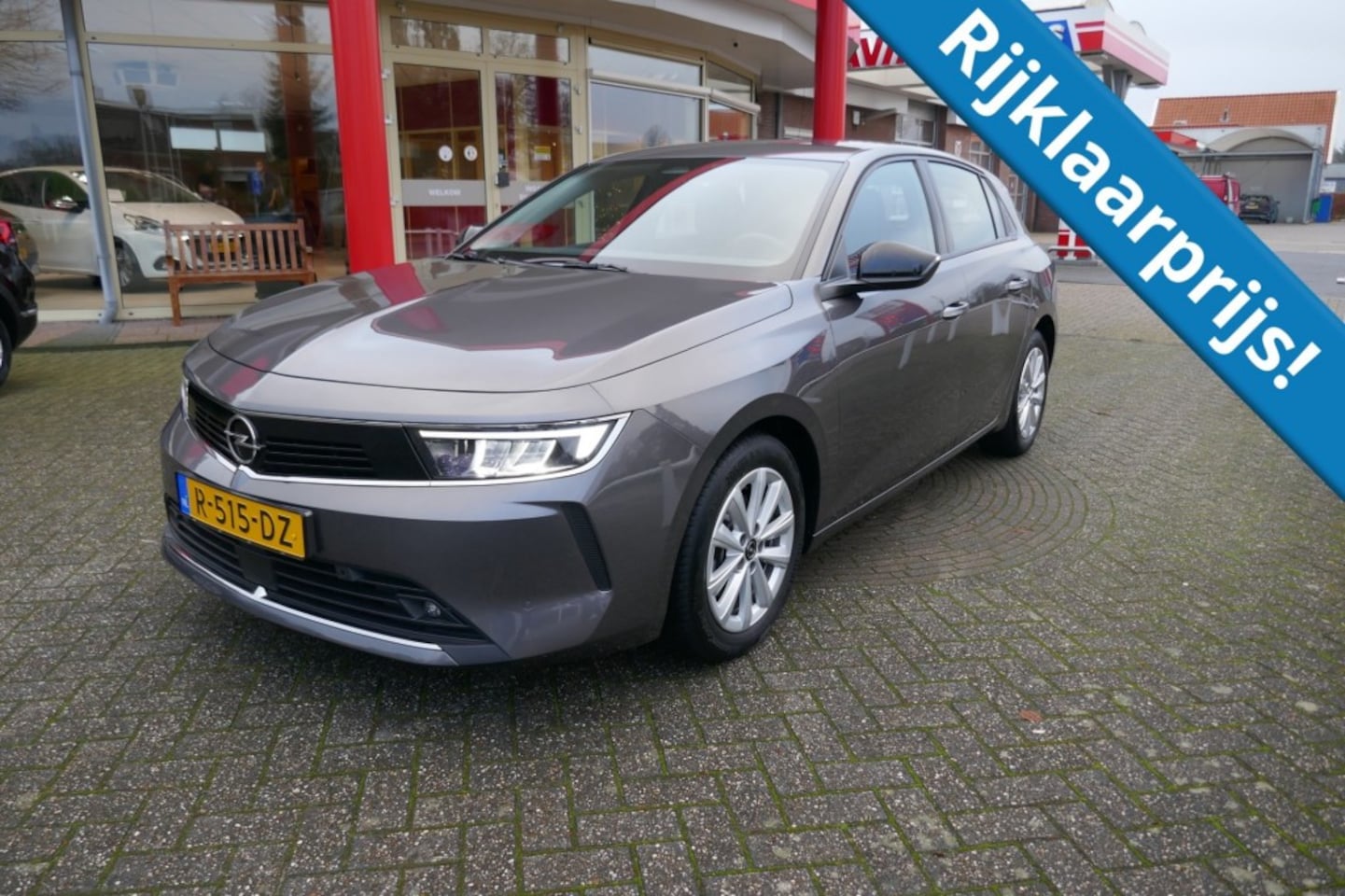 Opel Astra - 1.2 EDITION LED/NAVI/APPEL CARPLAY/PDC V+A - AutoWereld.nl