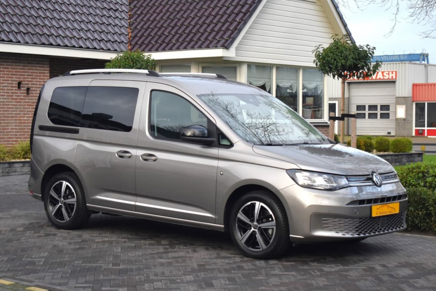 Volkswagen Caddy - 1.5 TSI 115pk DSG Life Cruise, Navi, Camera, Standkachel, - AutoWereld.nl