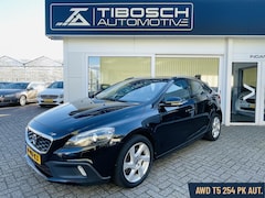 Volvo V40 Cross Country - 2.5 T5 5 cil AWD Summum PANORAMA BLIS