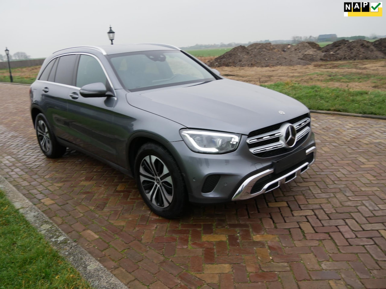 Mercedes-Benz GLC-klasse - 220d 4MATIC AUT LEATHER DIGITAL ** 19599 NETTO ** - AutoWereld.nl