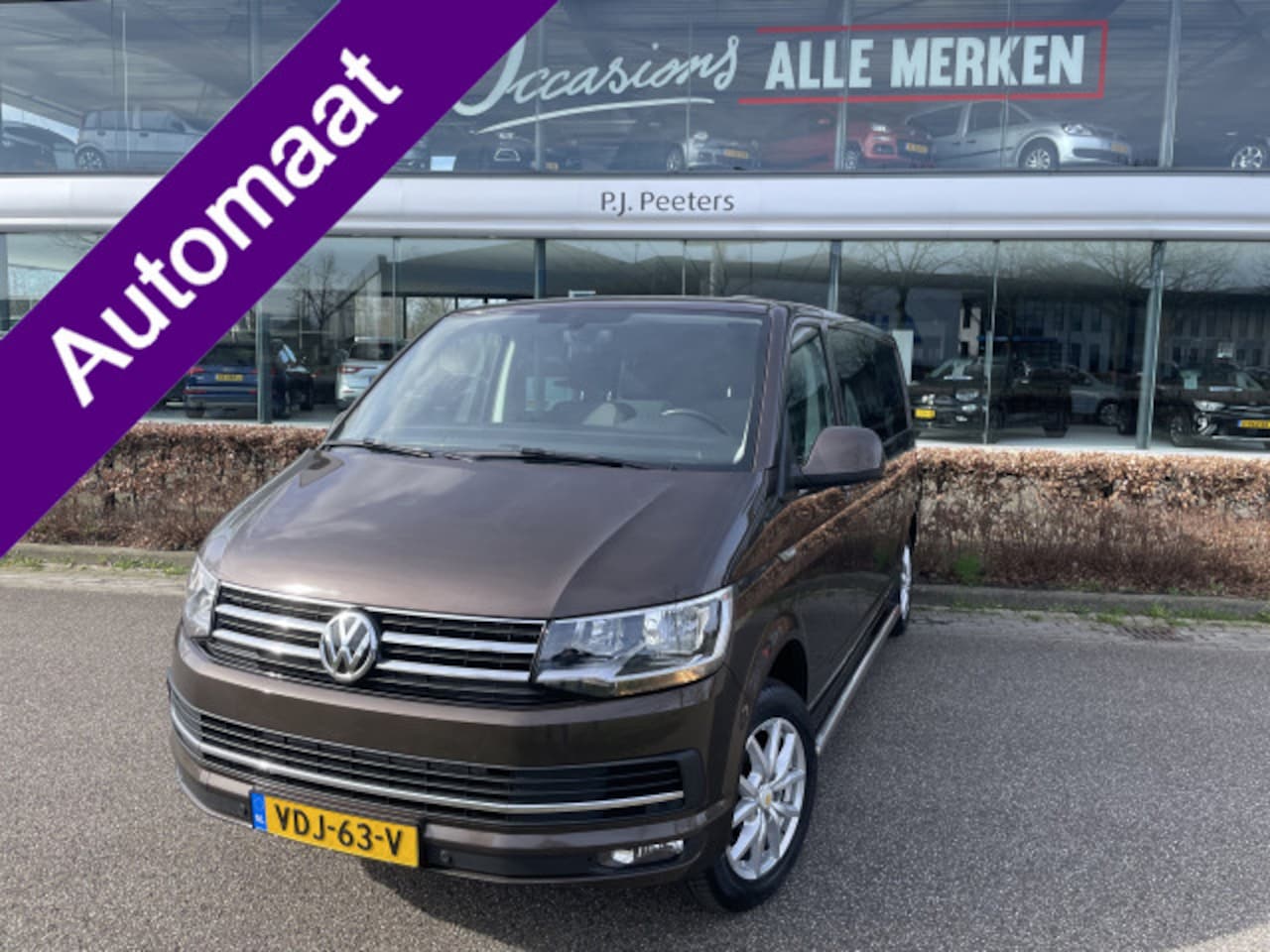 Volkswagen Transporter - 2.0 TDI L2H1 30 DC Bulli Airco - Cruise control - Parksensoren V+A - Navigatie - Apple Car - AutoWereld.nl