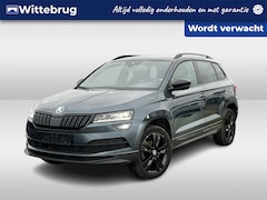 Skoda Karoq - 1.5 TSI ACT 150pk Sportline Navigatie / App Connect / LM 18 inch / Camera / PDC achter / L