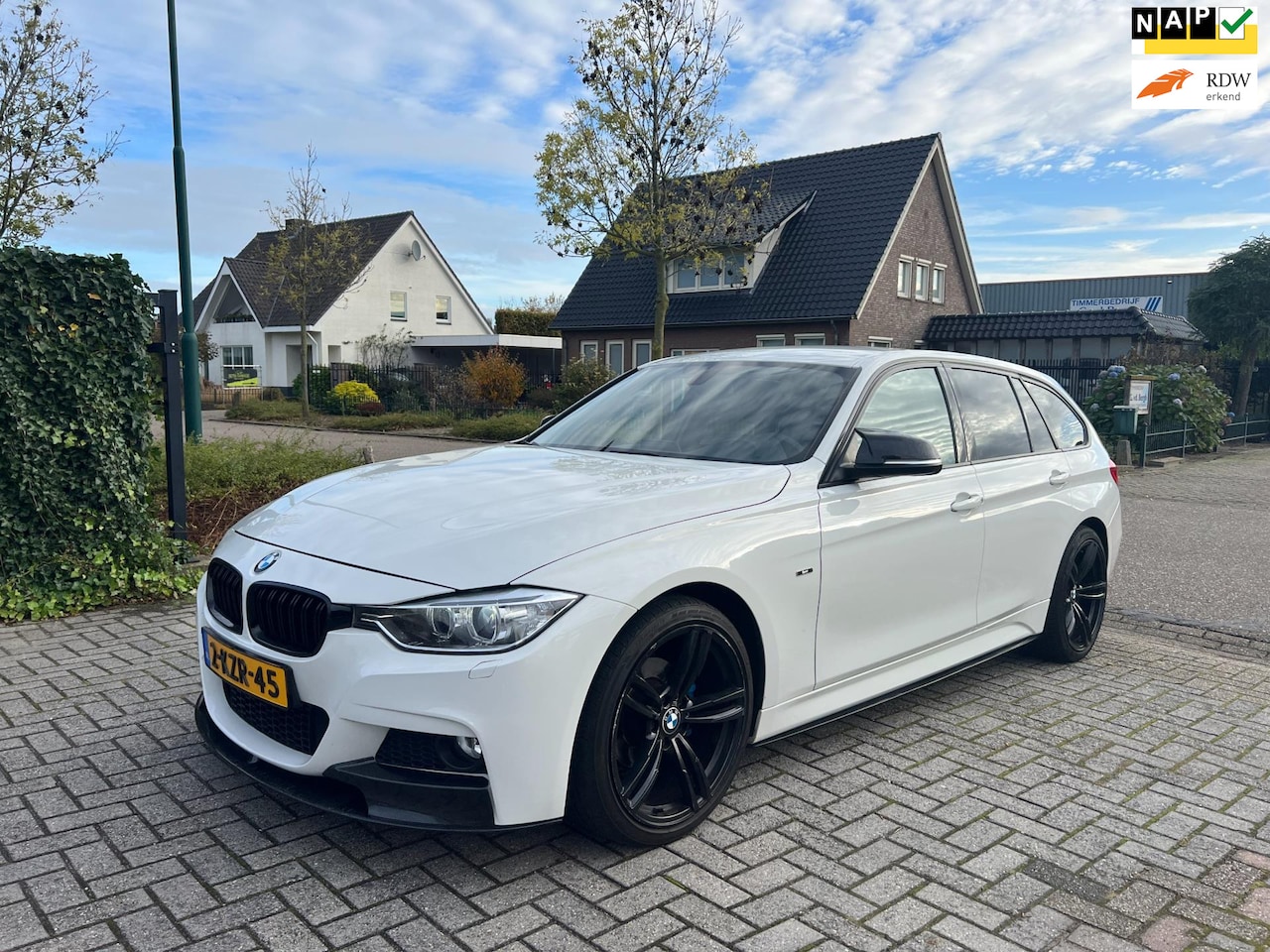 BMW 3-serie Touring - 316i Executive Sport | M-pakket Navi Cruise PDC | - AutoWereld.nl