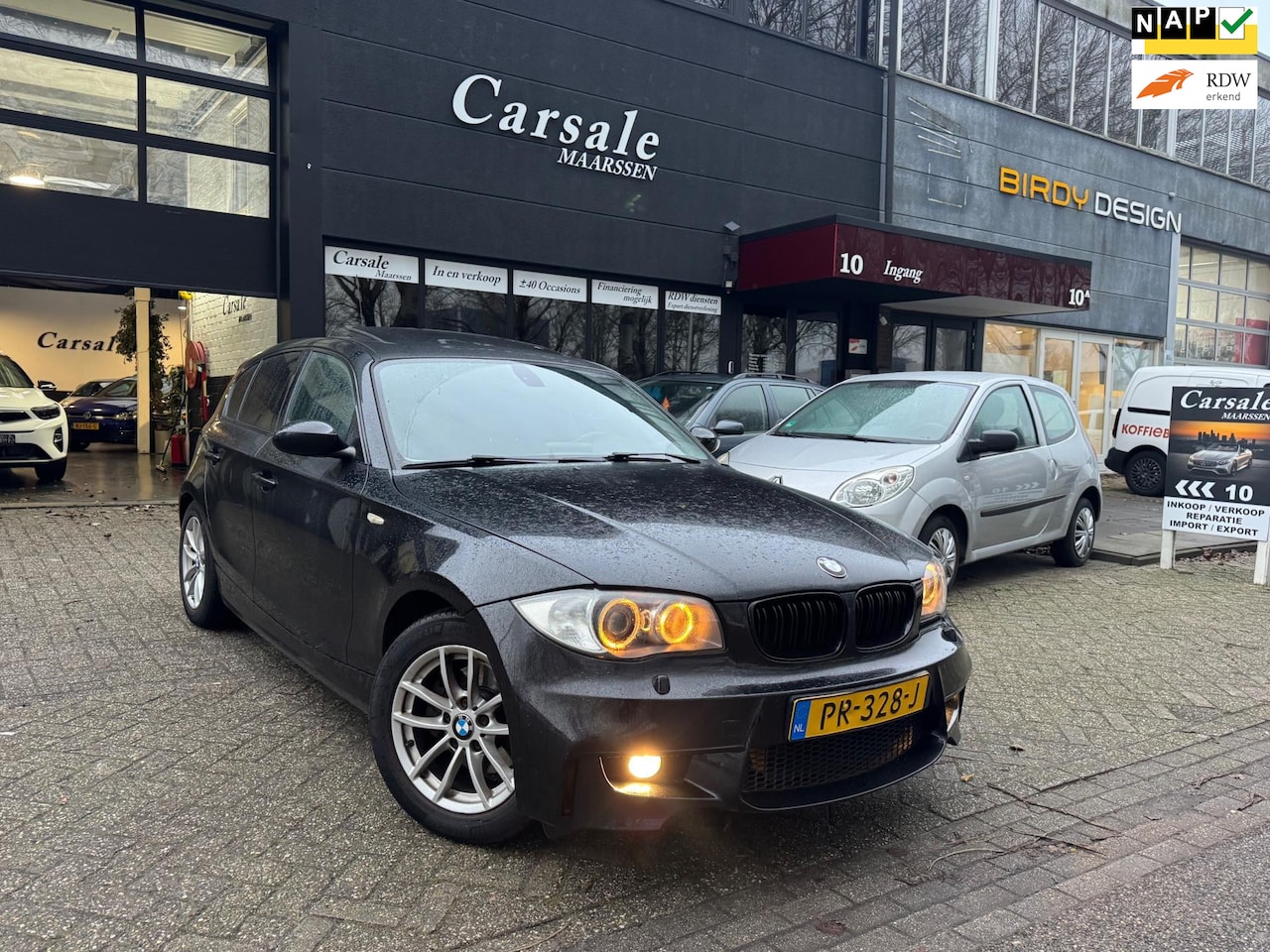 BMW 1-serie - 120i High Executive schuifdak - AutoWereld.nl