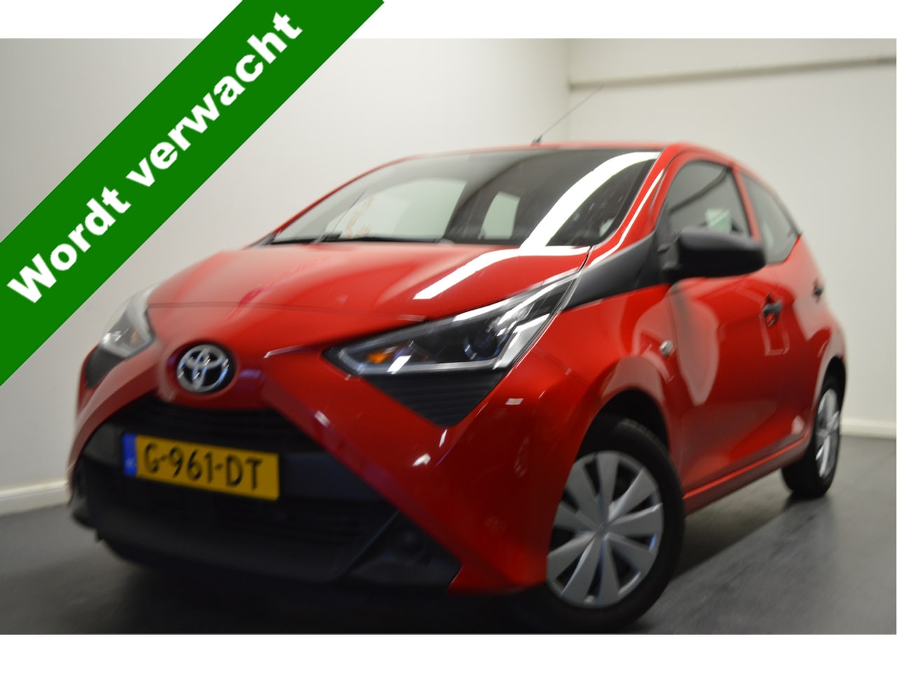 Toyota Aygo - 1.0 VVT-i x-fun 1.0 VVT-i x-fun , AIRCO , CV AFST , BL TOOTH , EL VOOR , LED DAGRIJ , - AutoWereld.nl