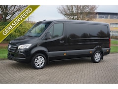 Mercedes-Benz Sprinter - 319CDI Select L2H1 10.25" Mbux, ACC, LED, 3.5T Trekhaak, 17" LM NR. 967