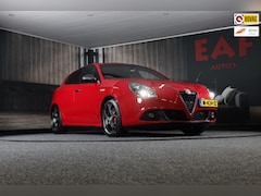 Alfa Romeo Giulietta - 1.750 Turbo Veloce / 241 PK / AUT / Navi / Ecc / Cruise Control / BOSE / F1 / Schaalstoele