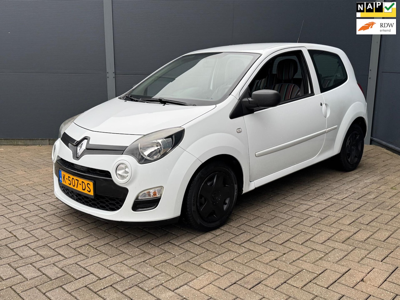 Renault Twingo - 1.2-16V Airco / Facelift / Cruize - AutoWereld.nl