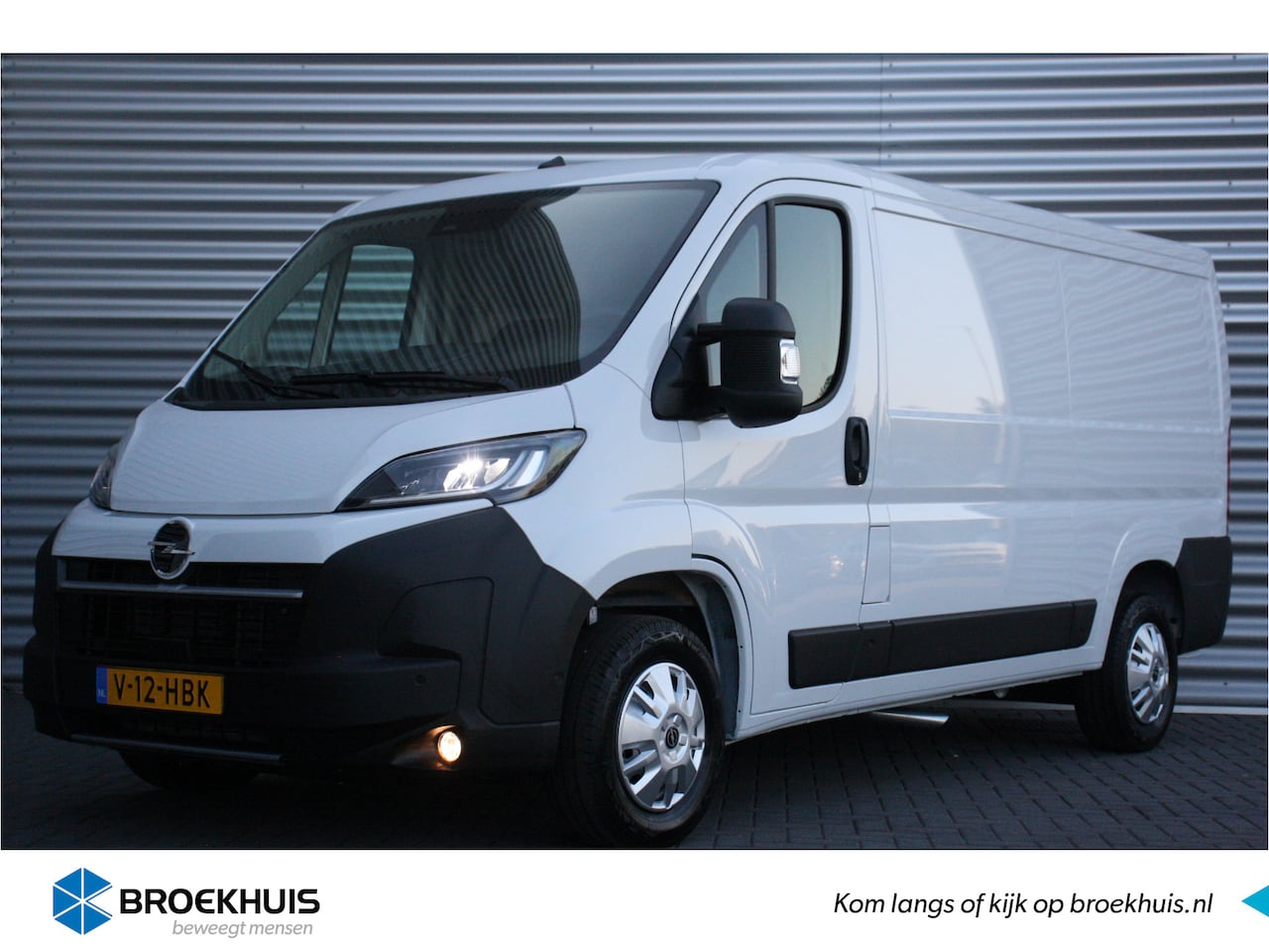 Opel Movano - 2.2D 120PK L2H1 3.0T / NAVI / AIRCO / LED / PDC / CAMERA / TREKHAAK / BLUETOOTH / CRUISECO - AutoWereld.nl