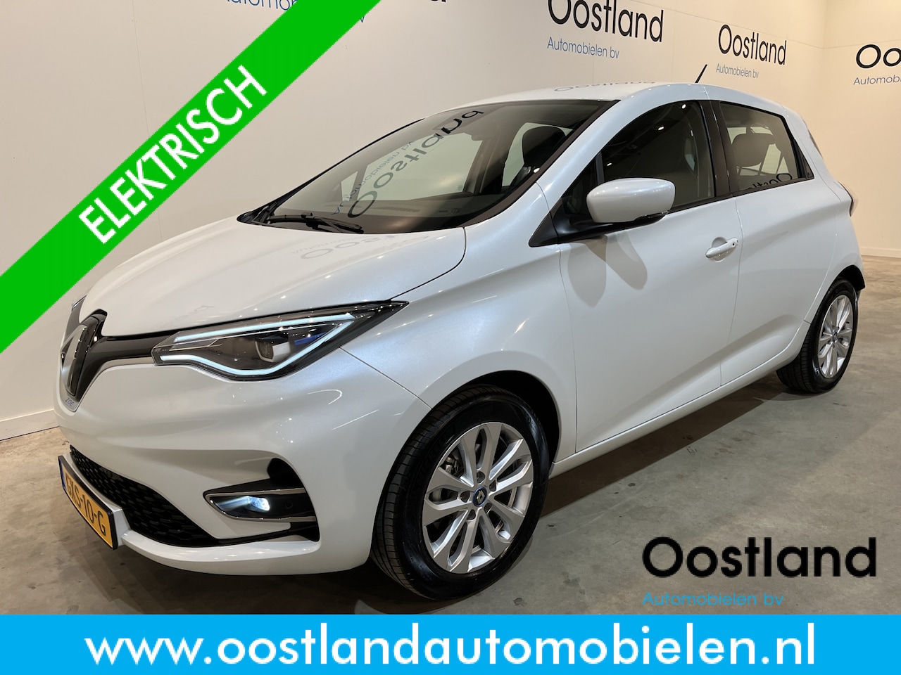 Renault Zoe - R110 Experience 52 kWh (Incl. Accu) € 15.950,- Met Subsidie / CarPlay / Camera / Airco / C - AutoWereld.nl