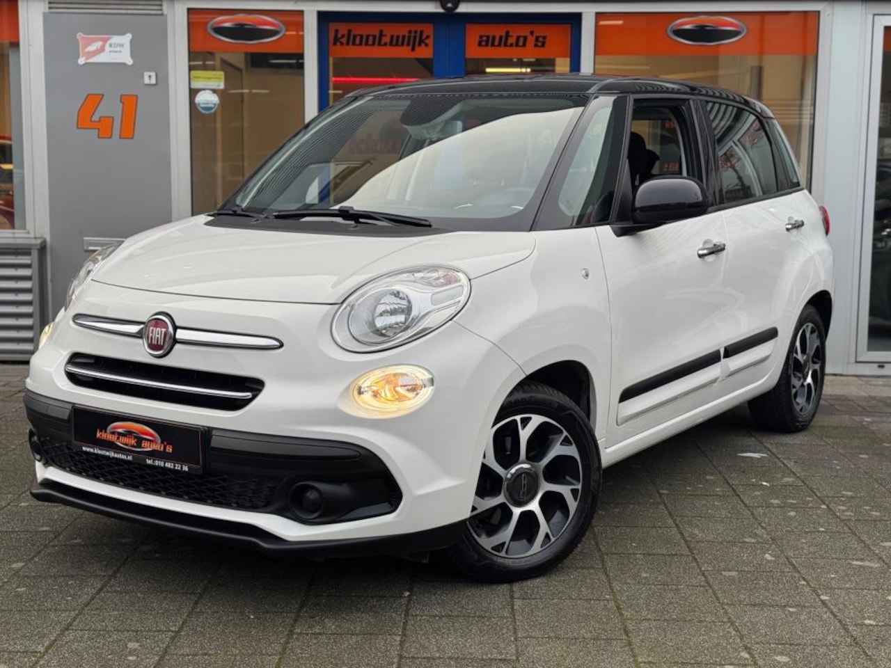 Fiat 500 L - 1.4 Urban Navigatie Cruise Led Bj.2020 1e Eigenaar Dealer Historie - AutoWereld.nl