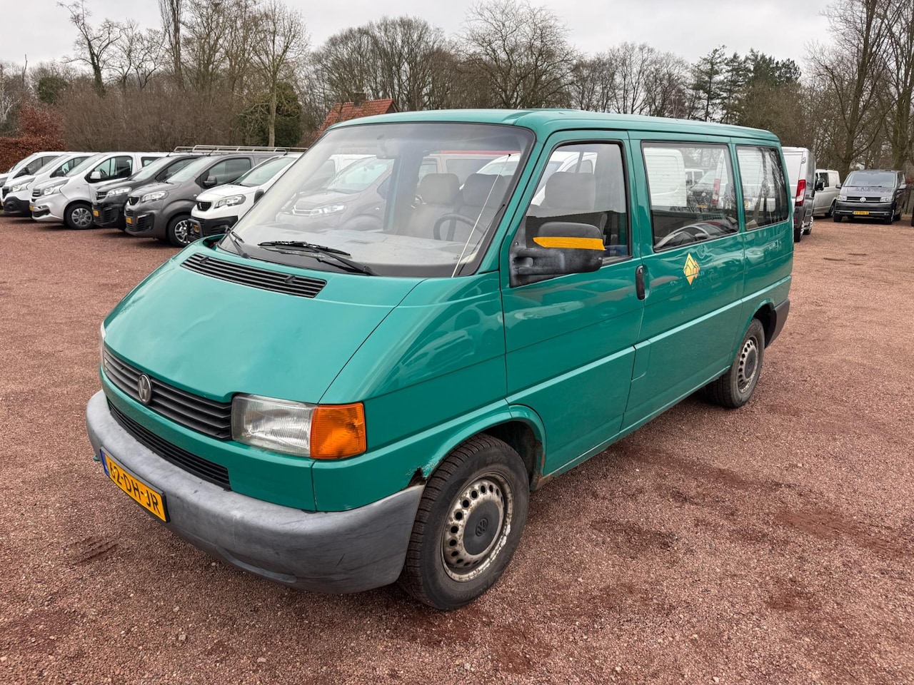 Volkswagen Transporter Kombi - 1.9 TD 292 9 persoons Export! - AutoWereld.nl