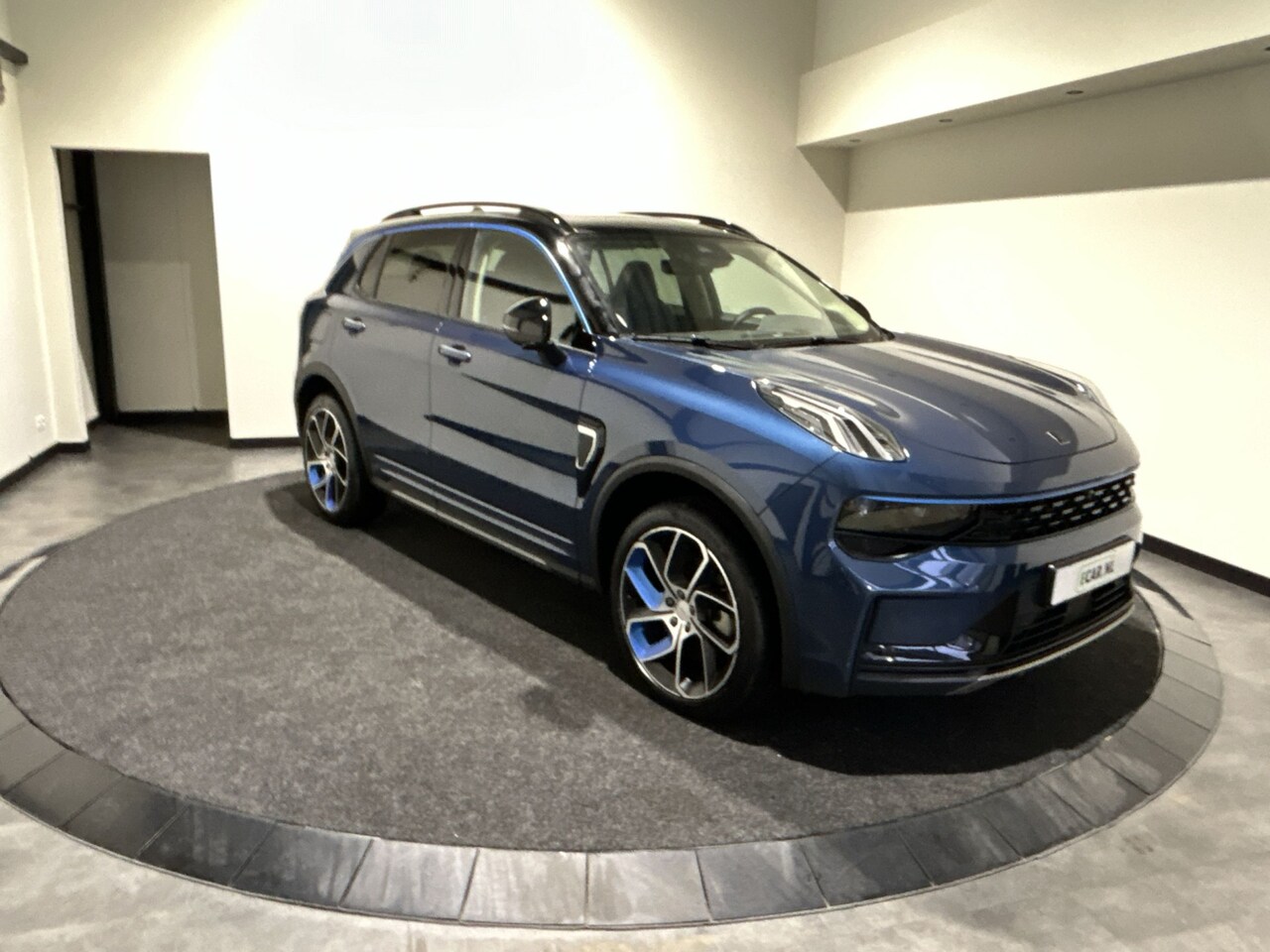 Lynk & Co 01 - PHEV 1.5 | Panoramadak | 360 Camera | PHEV | Infinity Sound | 4 weken levertijd - AutoWereld.nl