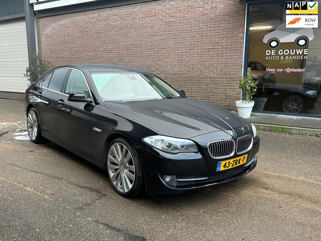 BMW 5-serie - 535xd Upgrade Edition/ Leder bekleding - AutoWereld.nl