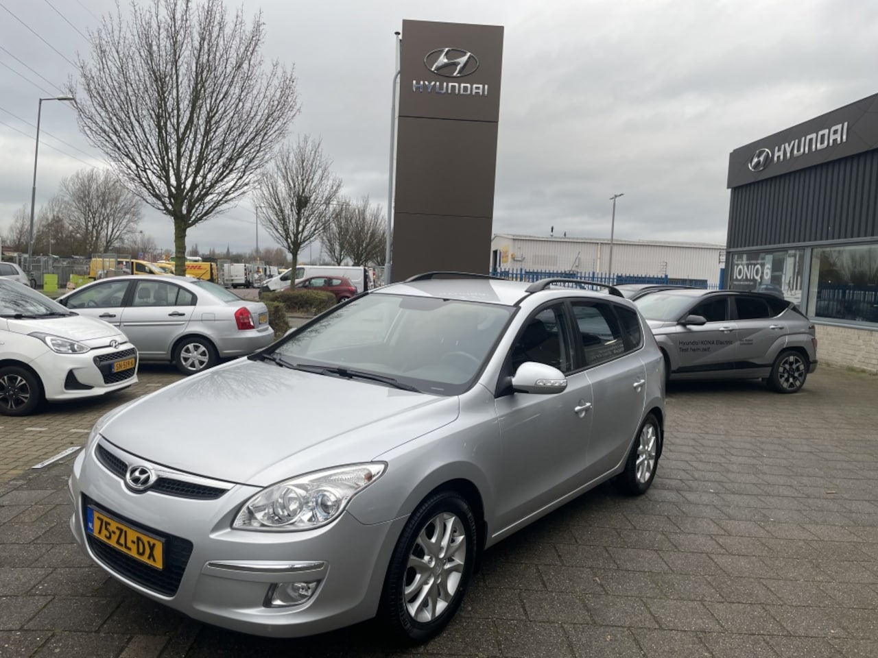 Hyundai i30 CW - 1.6i Style /Trekhaak*RIJKLAARPRIJS* - AutoWereld.nl