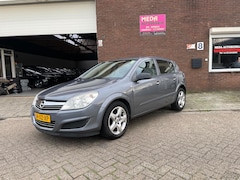 Opel Astra - 1.6 Business | Cruisecontrol | Elektrische Ramen | Airco