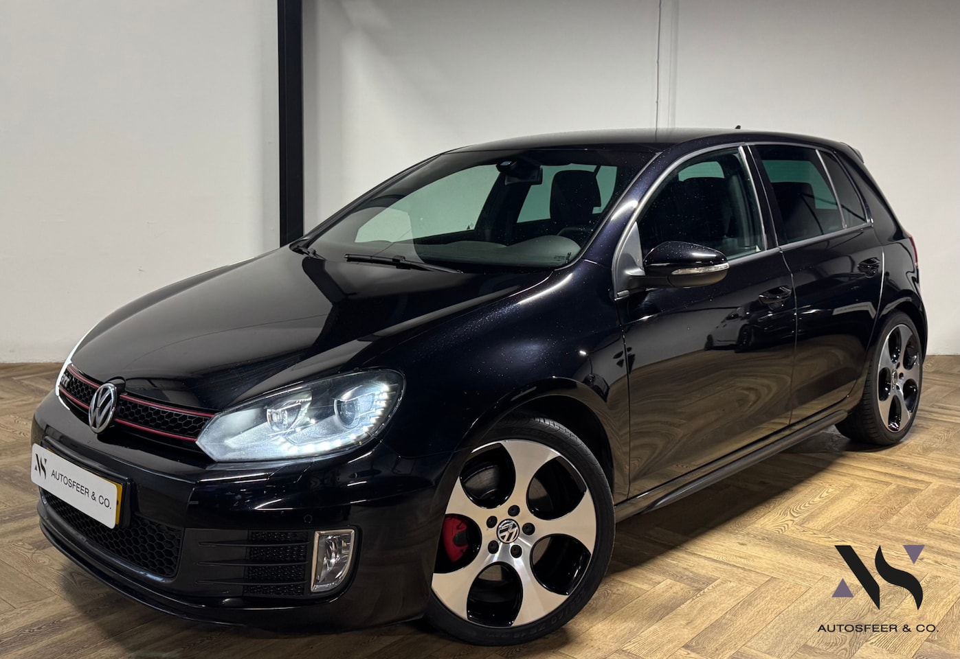 Volkswagen Golf - 2.0 GTI Edition LED MILTEK' - AutoWereld.nl