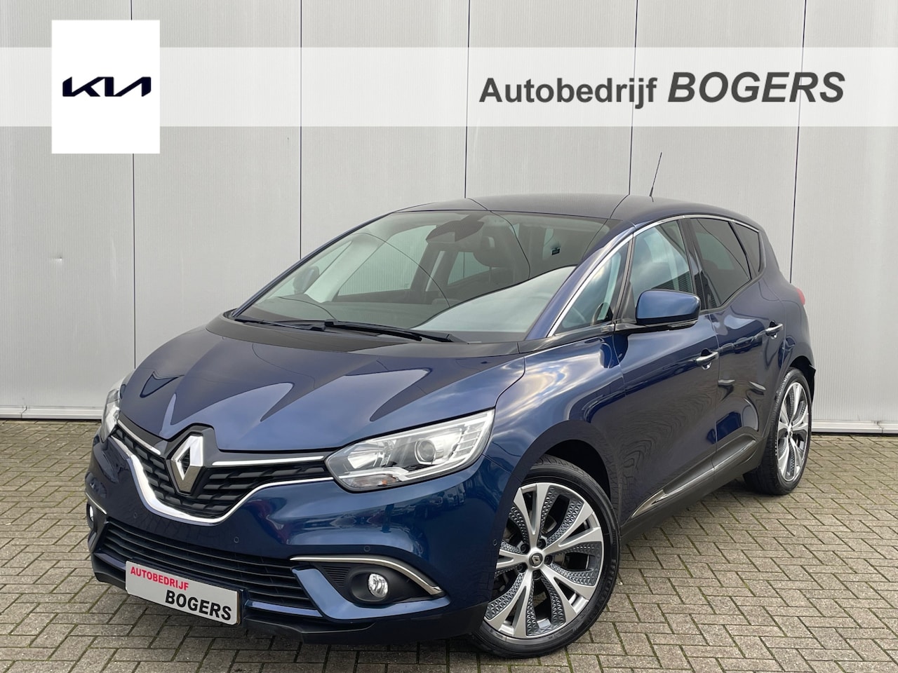 Renault Scénic - 1.3 TCe Intens Automaat Navigatie, Climate Control, Half Leder, 20"Lm, Trekhaak, Dodehoek - AutoWereld.nl