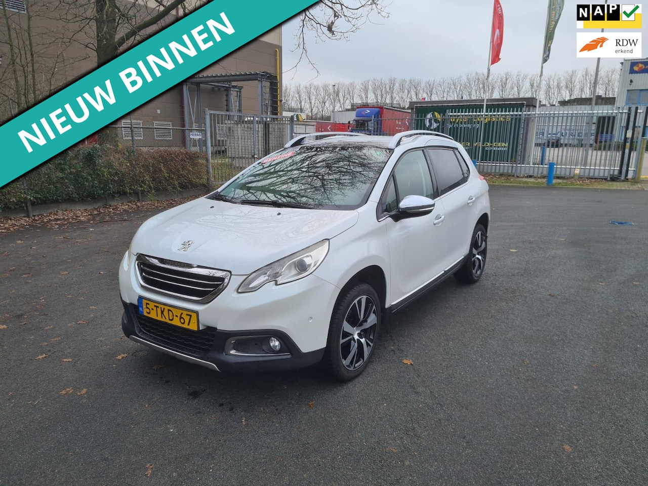 Peugeot 2008 - 1.6 VTi Féline 1.6 VTi Féline - AutoWereld.nl