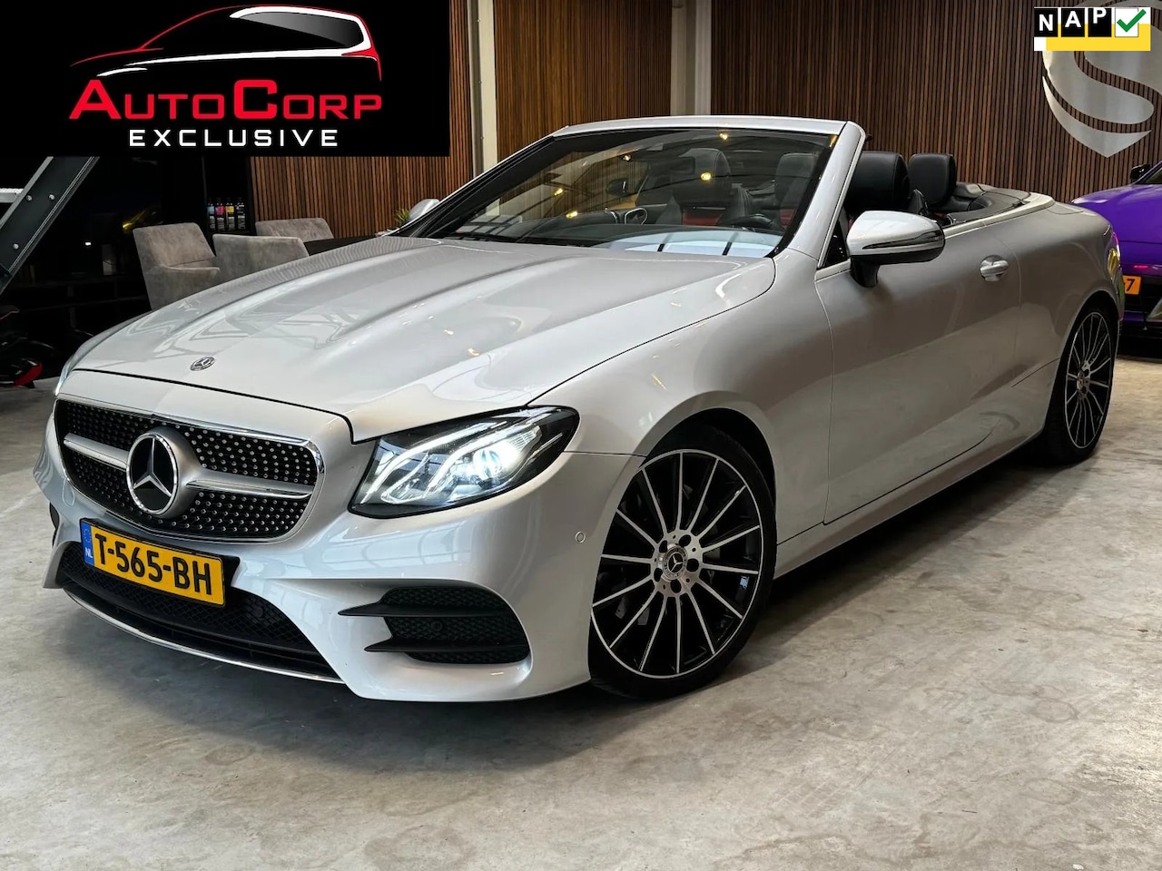 Mercedes-Benz E-klasse Cabrio - 200 AMG 25th Anniversary Edition Burmester - AutoWereld.nl