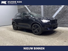 Volvo XC40 - 2.0 B3 Ultra Black Edition | 360° Camera | Panoramadak | Trekhaak | 20 Inch | ACC | harman