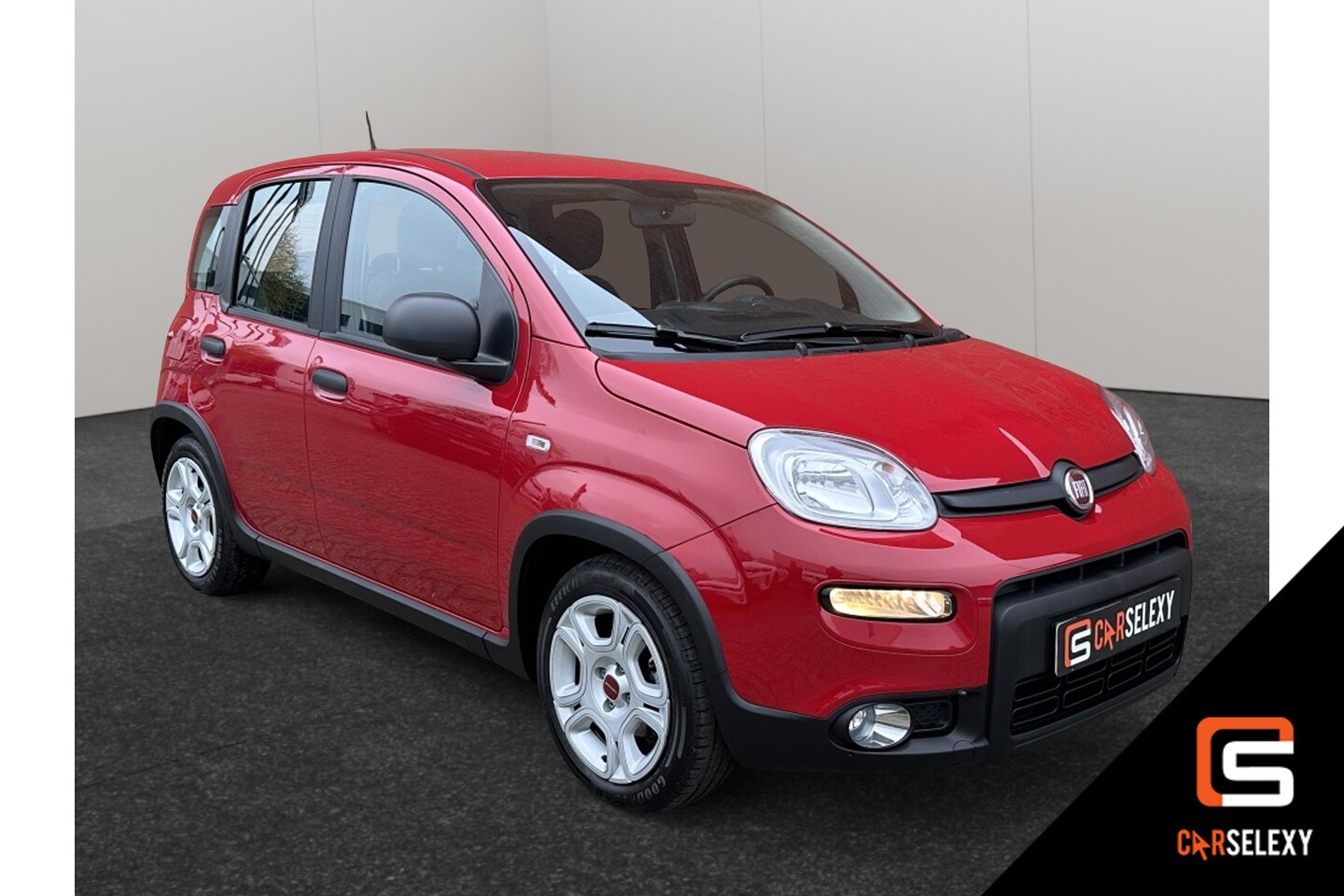 Fiat Panda - 1.0 Hybrid City 5 Persoons Airco Stoelverwarming - AutoWereld.nl