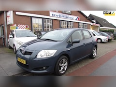 Toyota Auris - 1.6-16V Sol Business