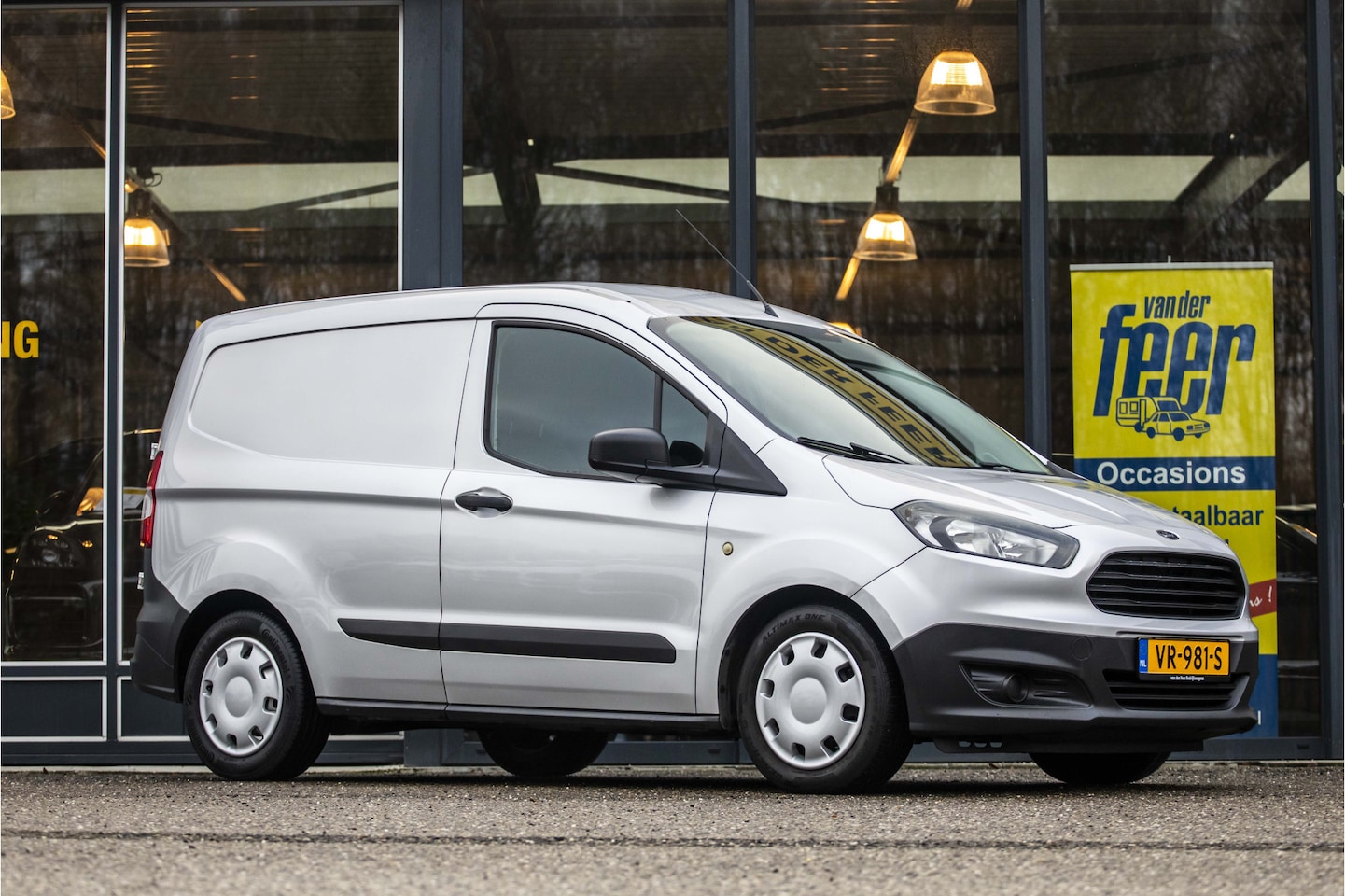 Ford Transit Courier - 1.5 TDCI Ambiente EX.BTW - AutoWereld.nl