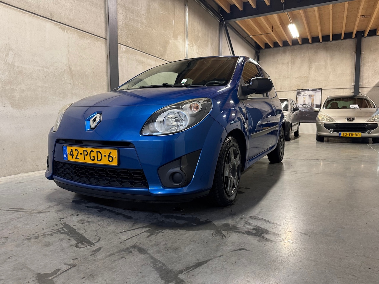 Renault Twingo - 1.2-16V Collection 2e eigenaar - AutoWereld.nl