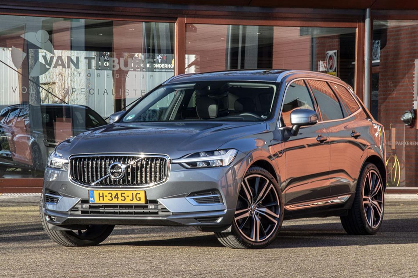 Volvo XC60 - 2.0 T8 Twin Engine AWD Inscription 2.0 T8 TWIN ENGINE AWD INSCRIPTION - AutoWereld.nl