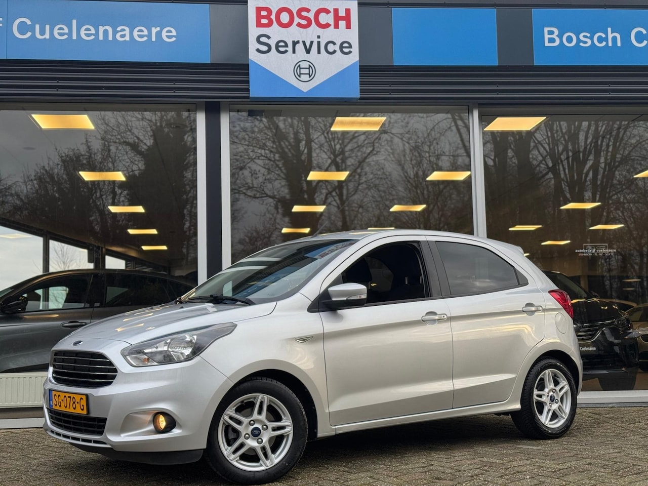 Ford Ka - 1.2 Trend Ultimate Trekhaak afn. / LM velgen / Airco - AutoWereld.nl