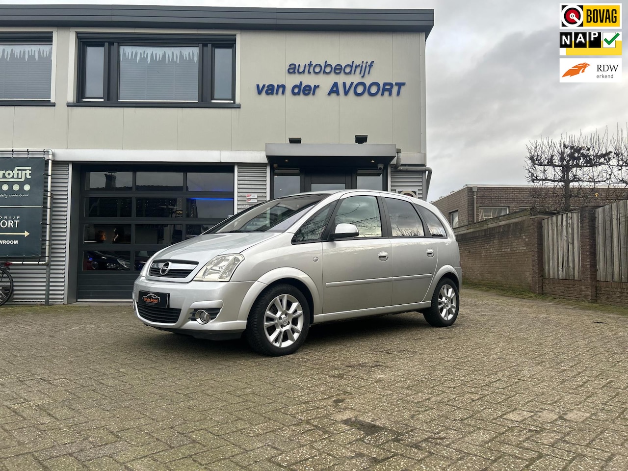 Opel Meriva - 1.6-16V Cosmo 1.6-16V Cosmo - AutoWereld.nl