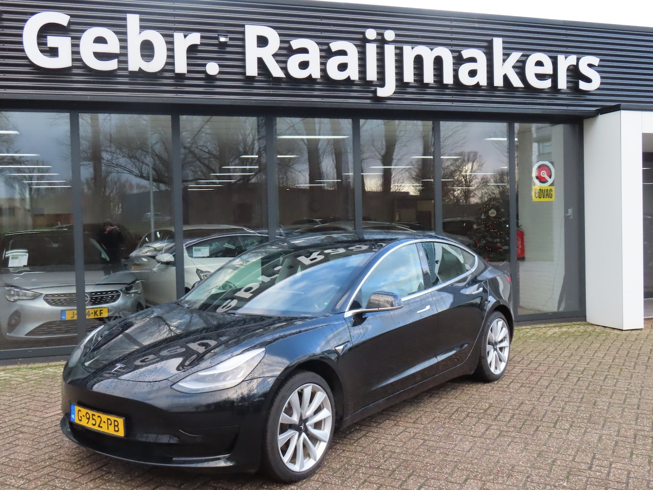 Tesla Model 3 - Standard RWD Plus*30 Tesla in stock now!!*Long Range* - AutoWereld.nl