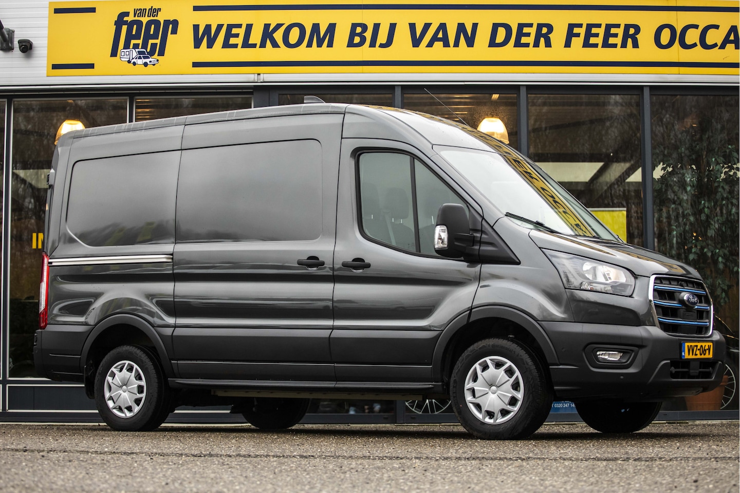 Ford E-Transit - 350 L2H2 Trend 68 kWh EX.BTW - AutoWereld.nl