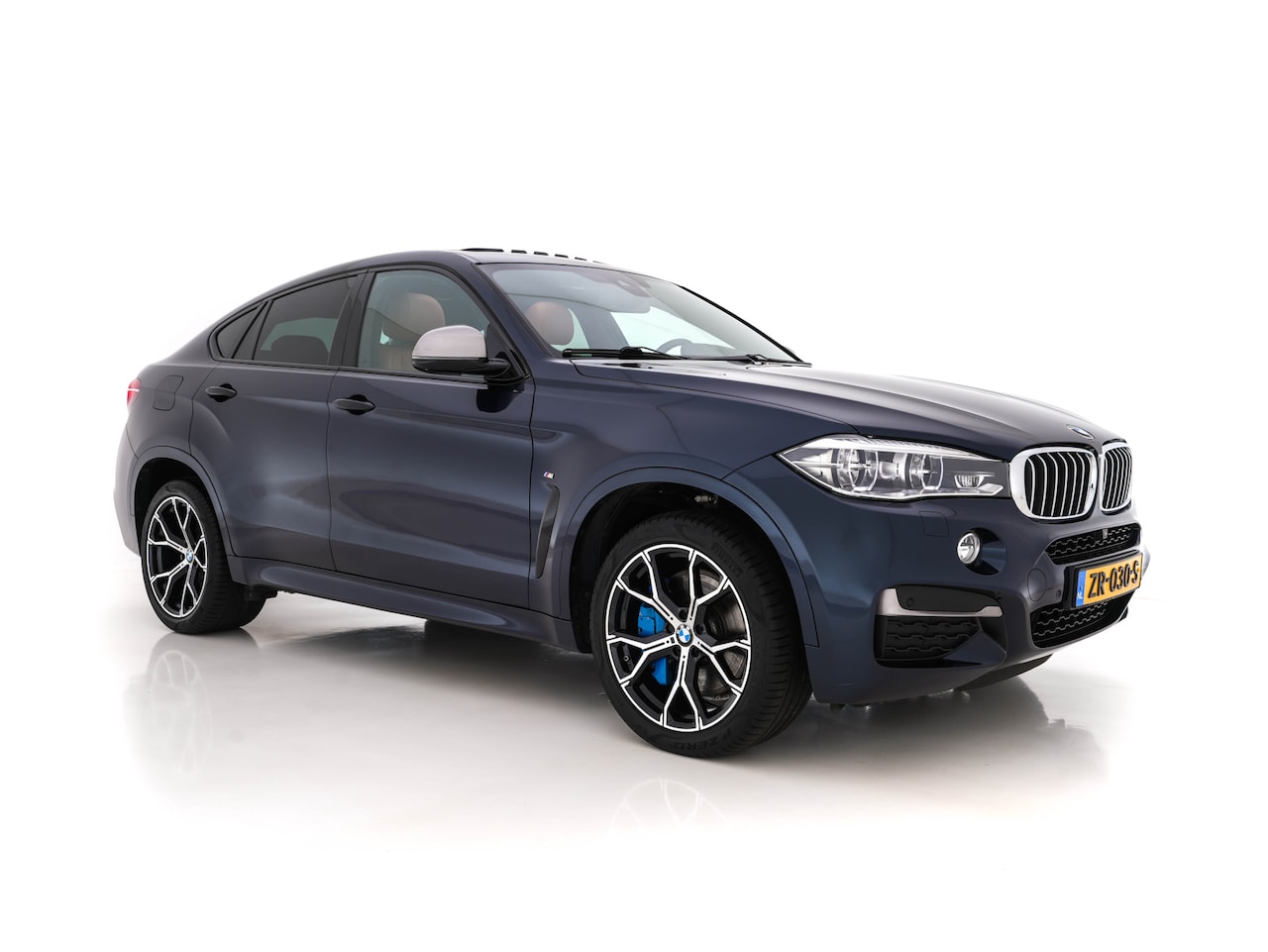 BMW X6 - M50d M-Sport-Pack Innovation-Pack Aut. *PANO | HEAD-UP | DAKOTA-FULL-LEATHER | FULL-LED | - AutoWereld.nl