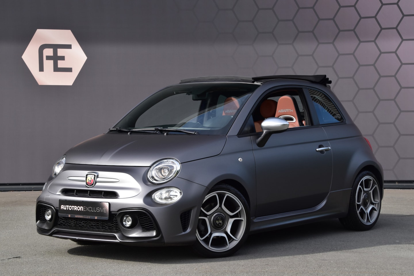 Fiat 500 C - - 595 C Abarth Turismo 1.4 T-Jet 70th Anniversary *AUTOMAAT* MONZA UITLAAT | 500 500C Abar - AutoWereld.nl