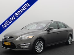 Ford Mondeo - 1.6 EcoBoost Platinum SCHUIFDAK / KEYLESS / TREKHAAK / STOELVERW / XENON / NAVI / CLIMA /