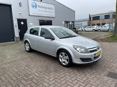 Opel Astra - 1.6 Executive| 5DRS| CLIMA| APK:9-6-2025