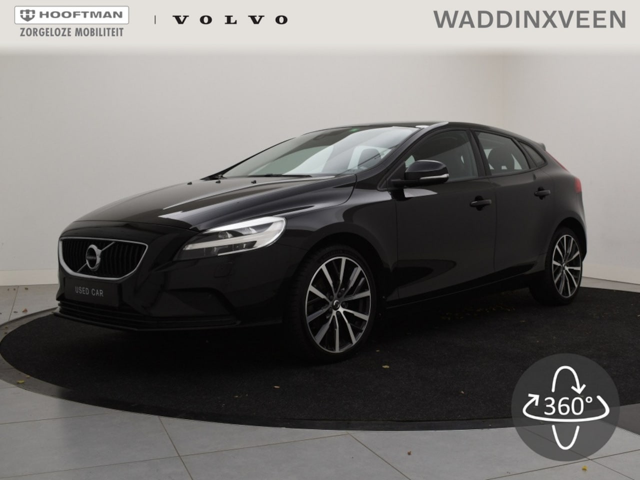 Volvo V40 - T3 MOMENTUM PANORAMADAK 18INCH STOELVERWARMING FULL-LED - AutoWereld.nl