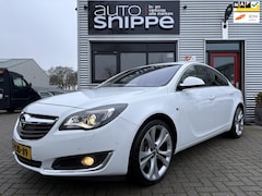 Opel Insignia - 2.0 T Cosmo 4x4 -250 PK-VOLLEDER-NAVI-CAMERA-TREKHAAK-1900 KG TREKGEWICHT-ADAPTIVE CRUISE