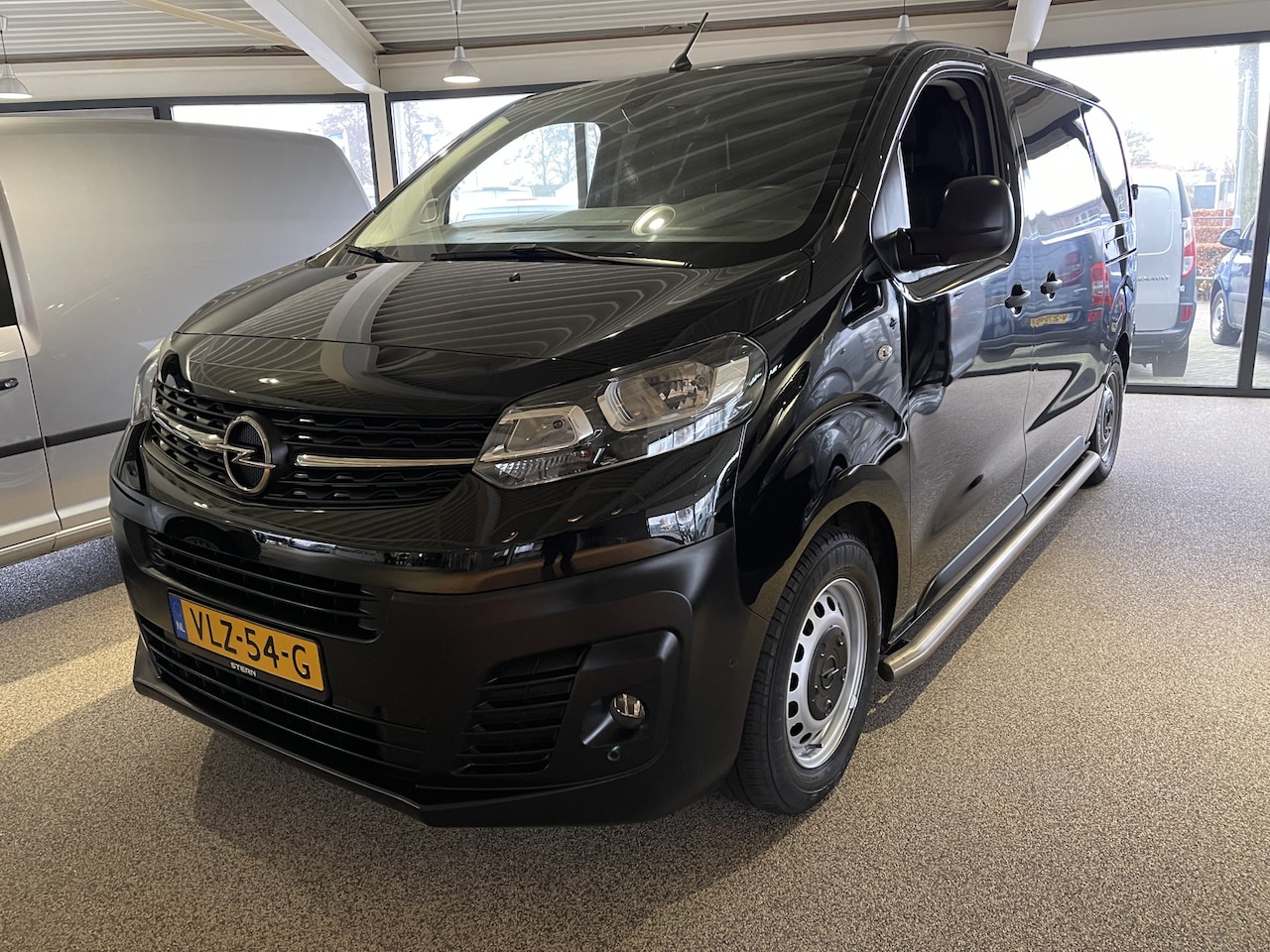 Opel Vivaro - 1.5 CDTI L2H1 Edition / vaste prijs rijklaar € 21.950 ex btw / lease vanaf € 393 / dubbele - AutoWereld.nl