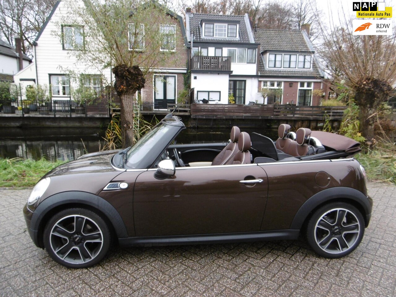 MINI Cabrio - Mini 1.6 Cooper 122pk Automaat Leder Airco PDC Geen import - AutoWereld.nl