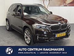 BMW X5 - xDrive40e IPerformance LUCHTVERING PANORAMADAK SPORTSTOELEN HUD 360 CAMERA NAVIGATIE 20 IN